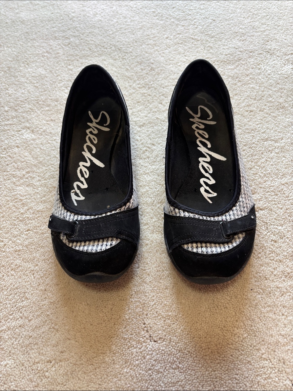 Skechers Black and White Patterned Slip-On Flats